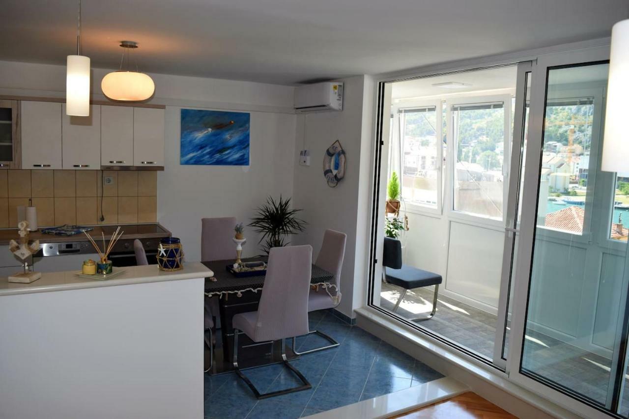 Newly Renovated Apartment "Marin" In The Center! Omiš Exteriér fotografie