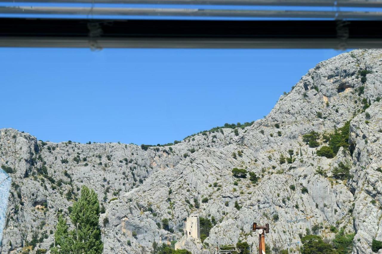 Newly Renovated Apartment "Marin" In The Center! Omiš Exteriér fotografie