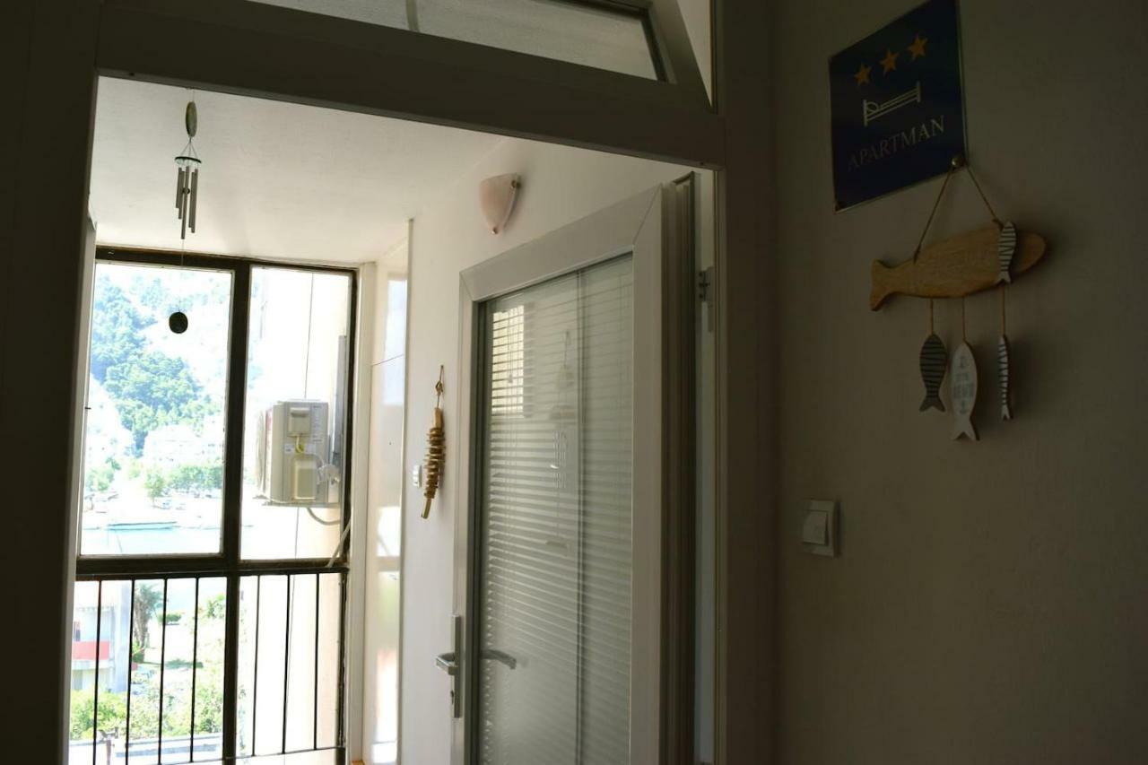 Newly Renovated Apartment "Marin" In The Center! Omiš Exteriér fotografie