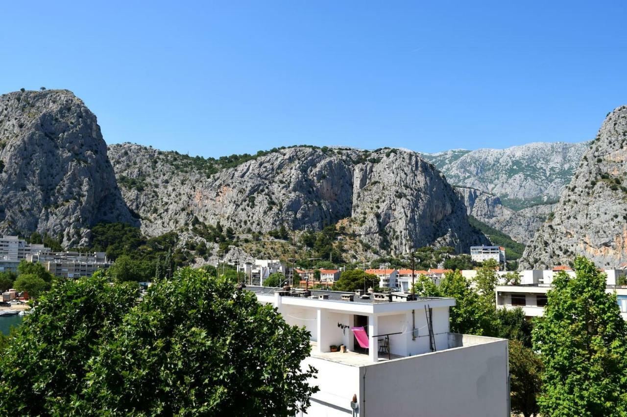 Newly Renovated Apartment "Marin" In The Center! Omiš Exteriér fotografie