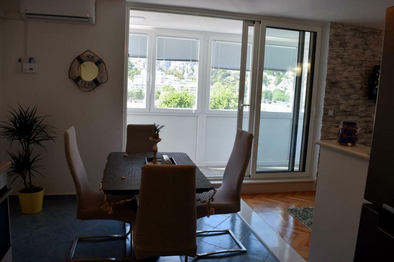 Newly Renovated Apartment "Marin" In The Center! Omiš Exteriér fotografie