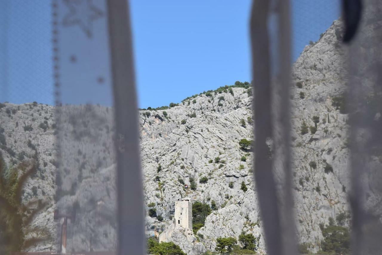 Newly Renovated Apartment "Marin" In The Center! Omiš Exteriér fotografie