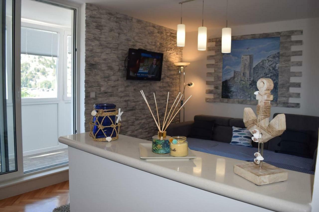 Newly Renovated Apartment "Marin" In The Center! Omiš Exteriér fotografie