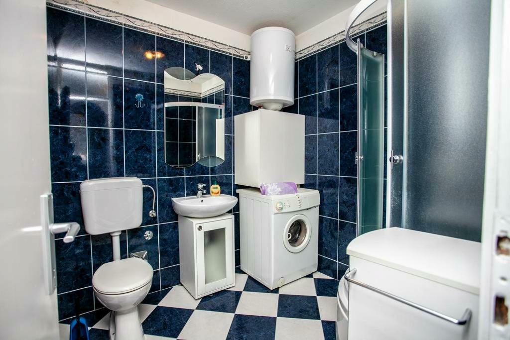 Newly Renovated Apartment "Marin" In The Center! Omiš Exteriér fotografie